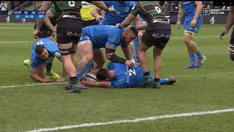 This image has an empty alt attribute; its file name is leinster-attack-gif-9.gif